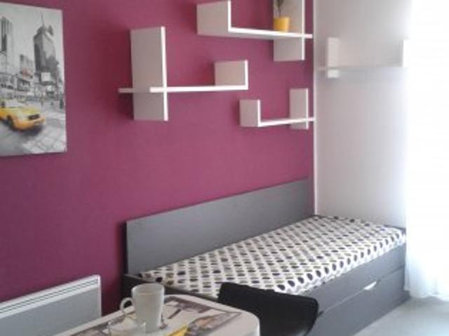 Studio bien placé à Caen