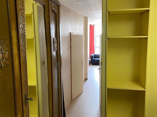 Studio gelijkvloers voor 1 persoon of koppel Kortrijksesteenweg 175