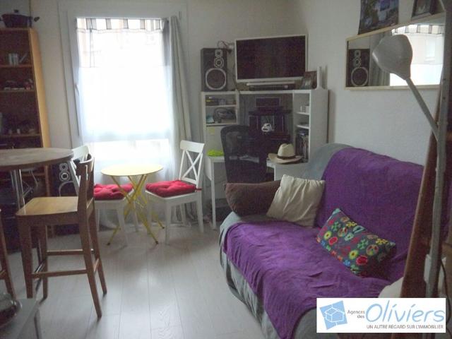 STUDIO GUYANCOURT 1 pièce s 18.23 m2