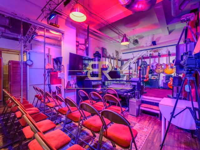 Studio d’enregistrement / 141 m2 en souplex / Usage mixte