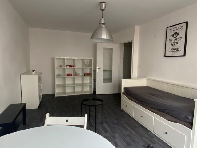 Studio dans un quartier résidentiel calme