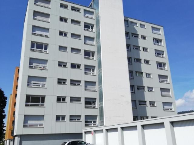 Studio dans immeuble proche de toutes les commodités