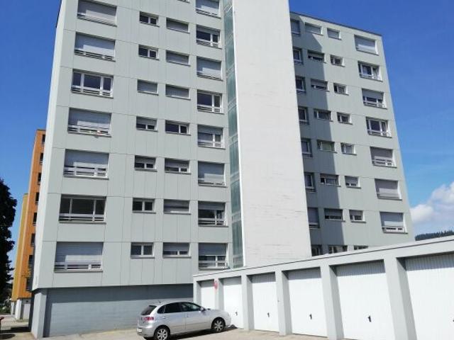 Studio dans immeuble proche de toutes les commodités