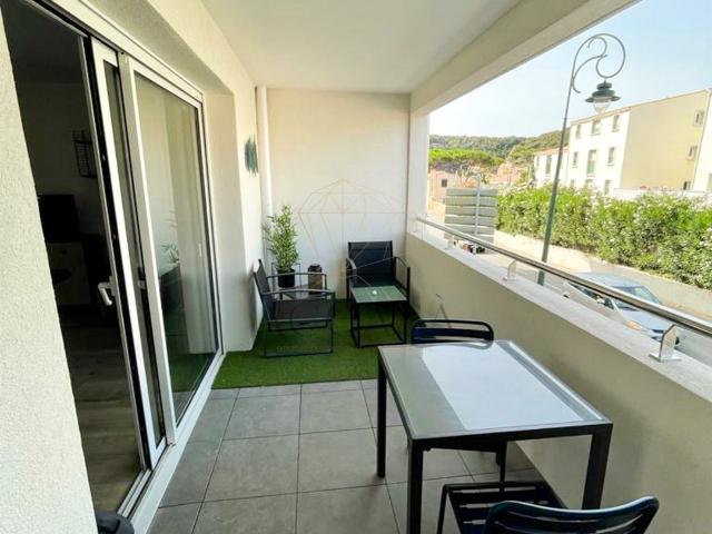 Studio dans immeuble récent avec ascenseur, parking privatif. 25m² Bonifacio