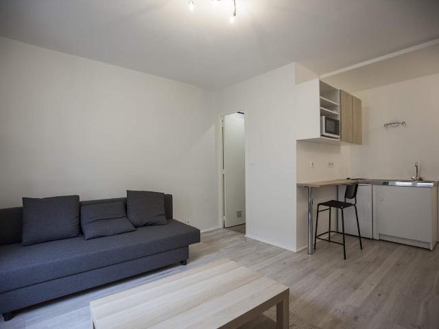 Studio dans le 92ème banlieue de Paris Hauts de Seine, 92300: 20 m² — #4386