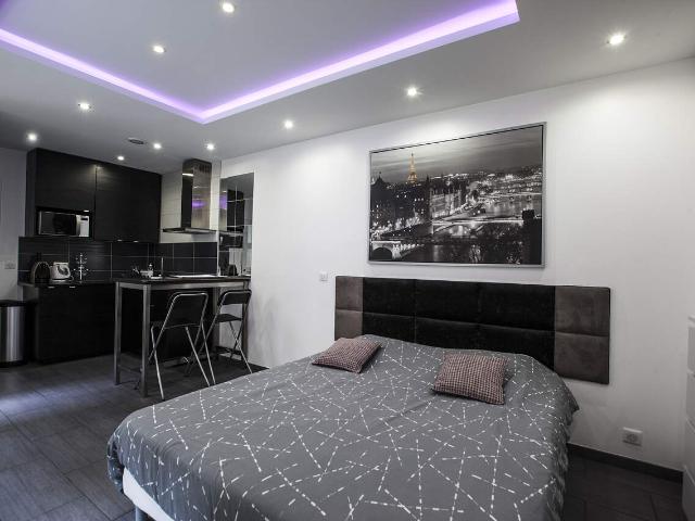 Studio dans le 11ème arrondissement de Paris, 75011: 25 m² — #4222