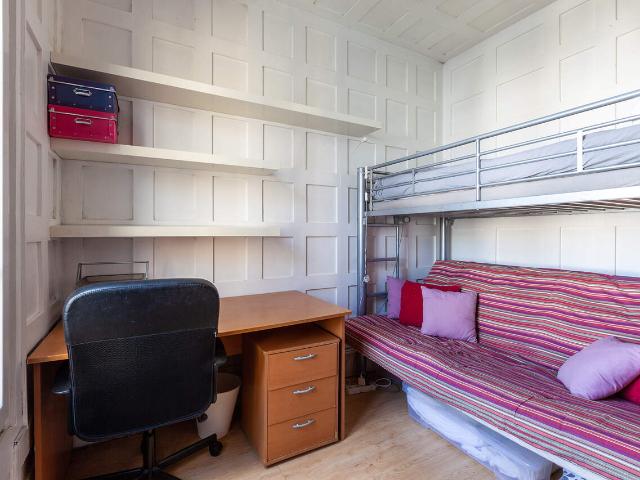 Studio dans le 15ème arrondissement de Paris, 75015: 12 m² — #4500
