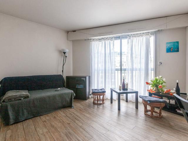 Studio dans le 15ème arrondissement de Paris, 75015: 32 m² — #3250