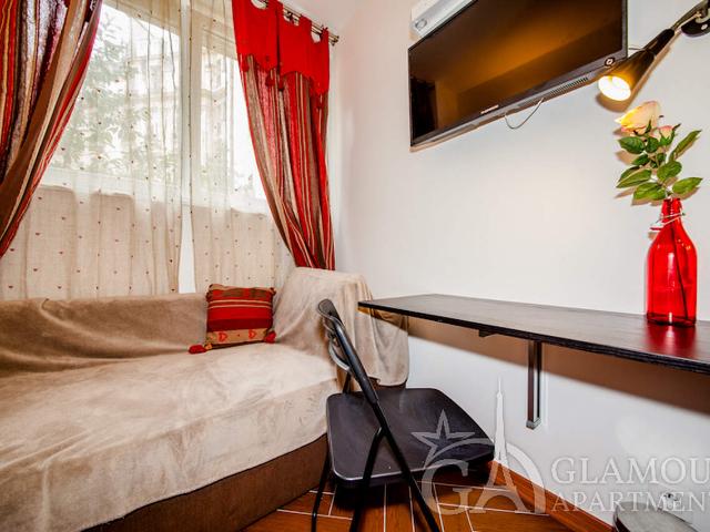 Studio dans le 16ème arrondissement de Paris, 75016: 10 m² — #2053