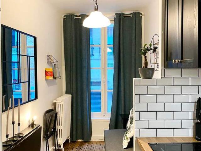 Studio dans le 16ème arrondissement de Paris, 75016: 14 m² — #4406