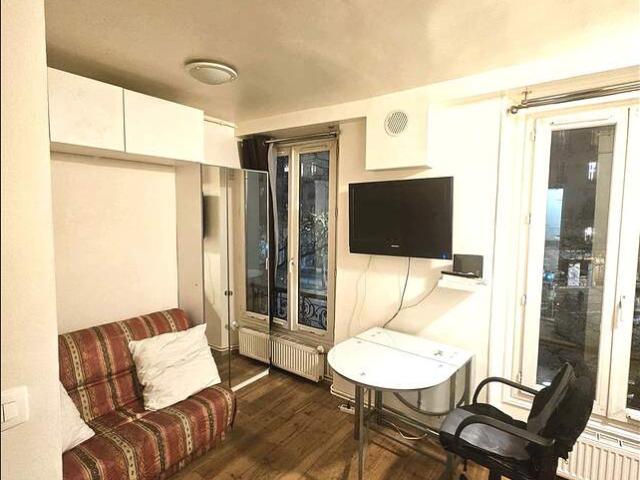 Studio dans le 16ème arrondissement de Paris, 75016: 16 m² — #2577