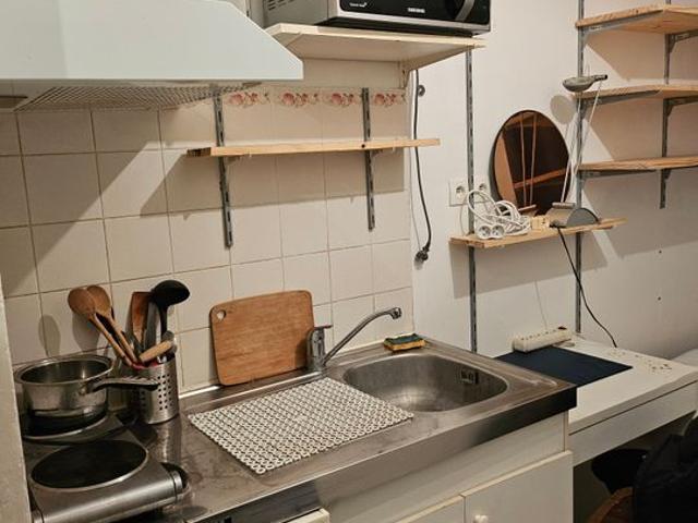 Studio de 11m2 à louer sur Paris 10