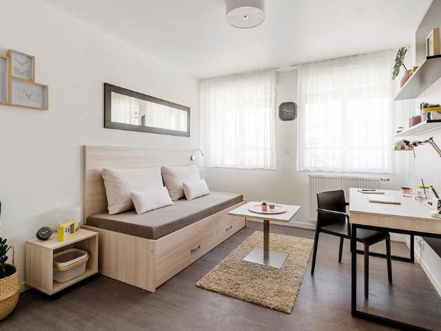 Studio de 15 à 25 m²