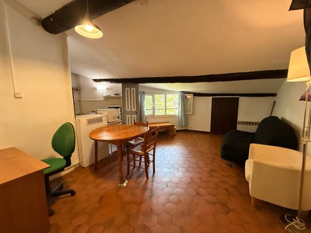 STUDIO DE 17 M2 HYPER CENTRE AIX EN PROVENCE RUE EMERIC DAVID
