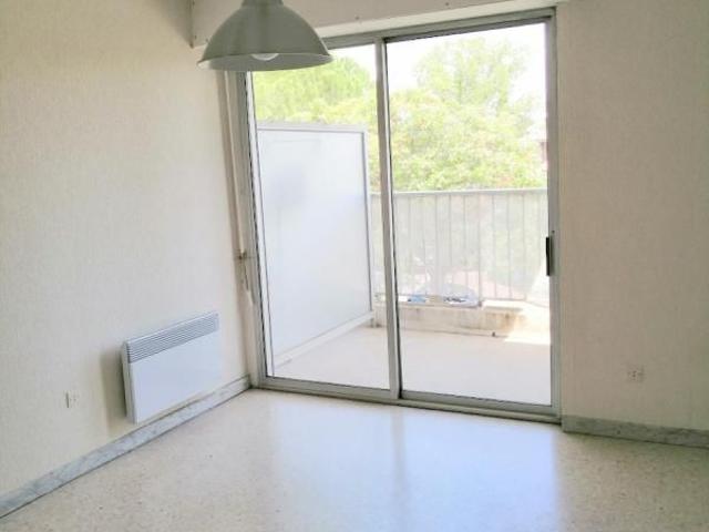 Studio de 18.90 m² avec balcon, kitchenette équipé