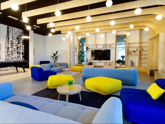 Studio de 19 à 20m² meublé et équipé M