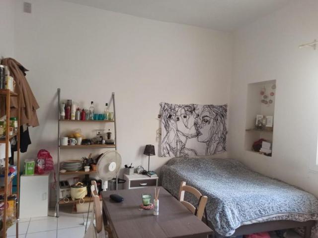 Studio de 21m2 à louer sur Marseille 05