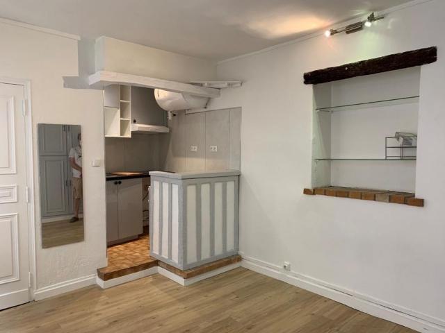 Studio de 21m2 à louer sur Paris 02