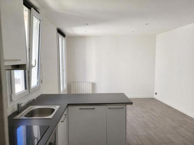 Studio de 22.89m² CHAVILLE CENTRE VILLE
