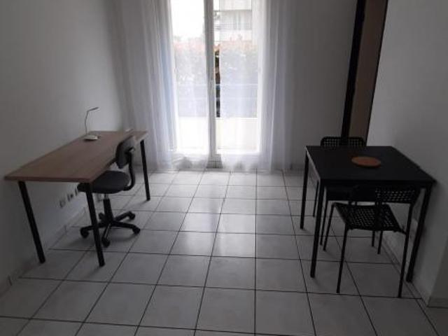 Studio de 23m2 à louer sur Pau