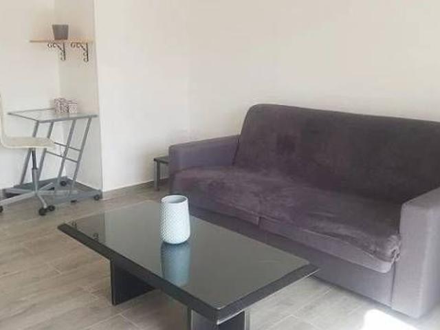 Studio de 23m² avec terrasse