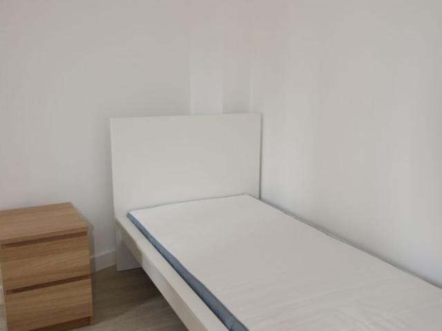 Studio de 24.47 m², rue Pharaon de Winter réf 753 005