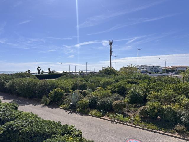 Studio de 24.70 m2 avec vue mer 24m² Sète