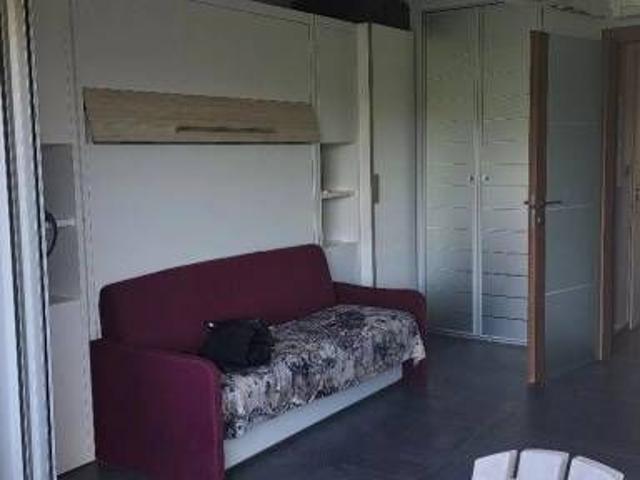 Studio de 25m² avec terrasse de 6m² et parking au sous sol