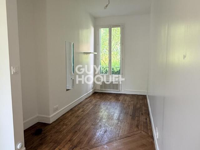 Studio de 26.9 m² proche du REB B