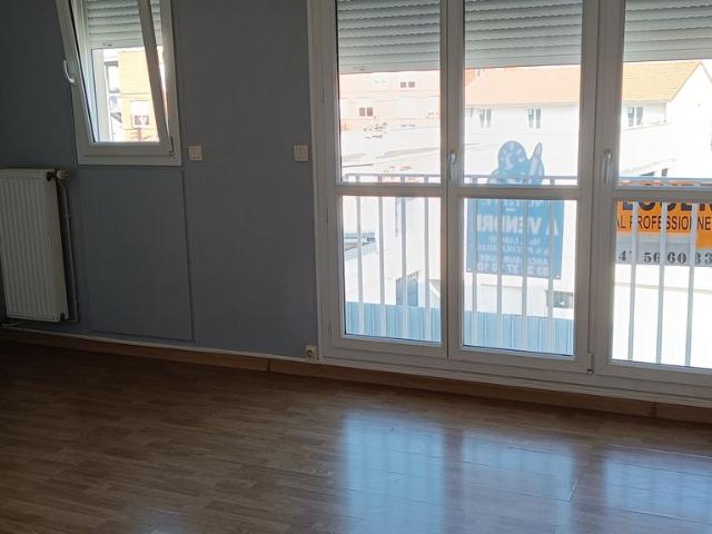 Studio de 27m2 à louer sur Saint Julien les Villas