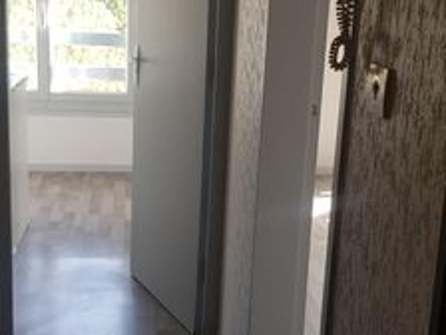 Studio de 27m² au 4 ème étage avec ascenseur