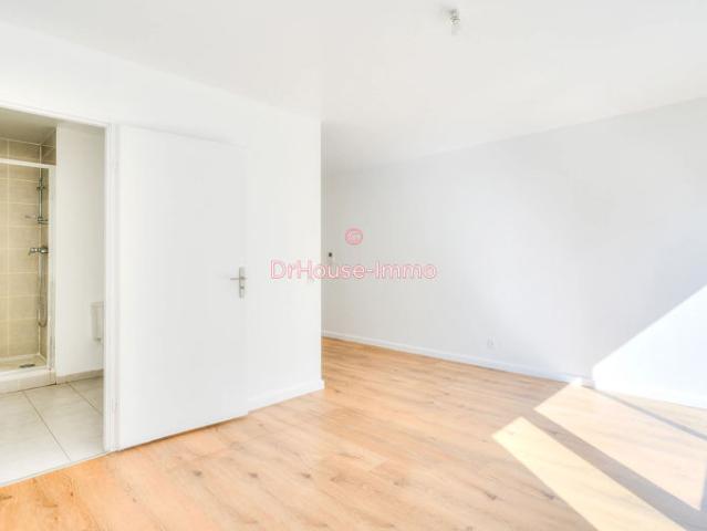 Studio de 28m² à LONGJUMEAU