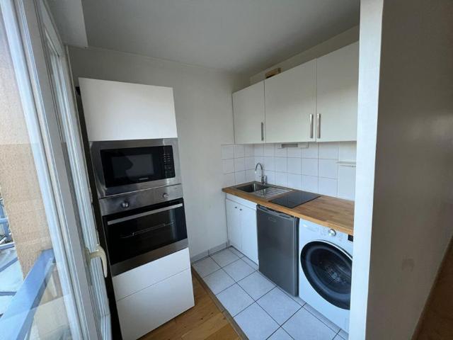 Studio de 32.29 m² situé Rue Patou réf 1510 43