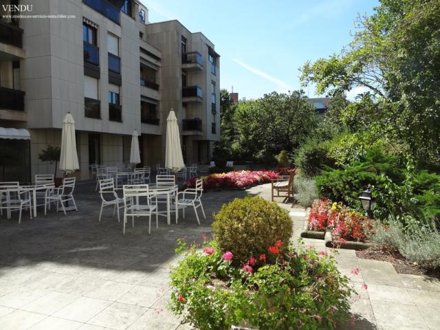 Studio de 33m2 aux Hespérides Saint James Résidence pour Sen
