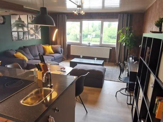 Studio de 47 M² + 42M² de terrasse entièrement meublé