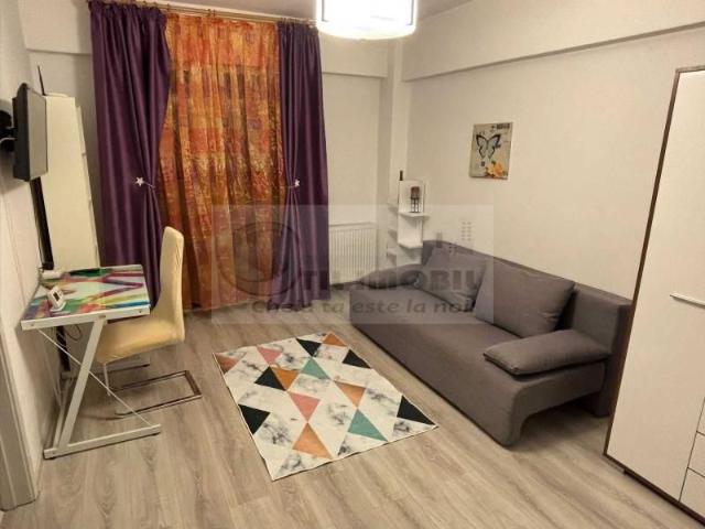 Studio de inchiriat vis a vis de Palas Campus 400 EURO
