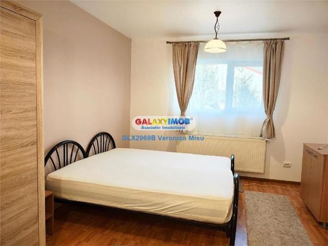 Studio de inchiriat 50mp / loc parcare/ curte / 1 Decembrie