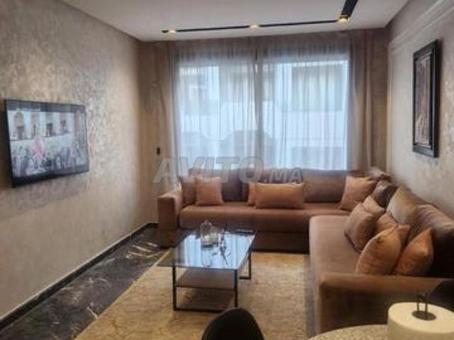 Studio de luxe meublé à 2 Mars
