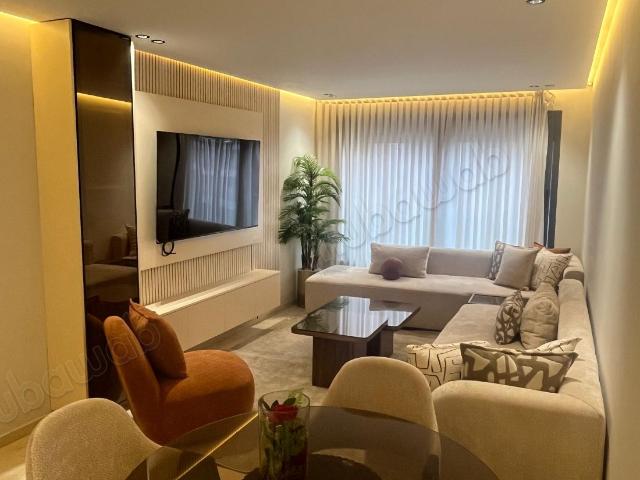 Studio de luxe meublé à Oasis