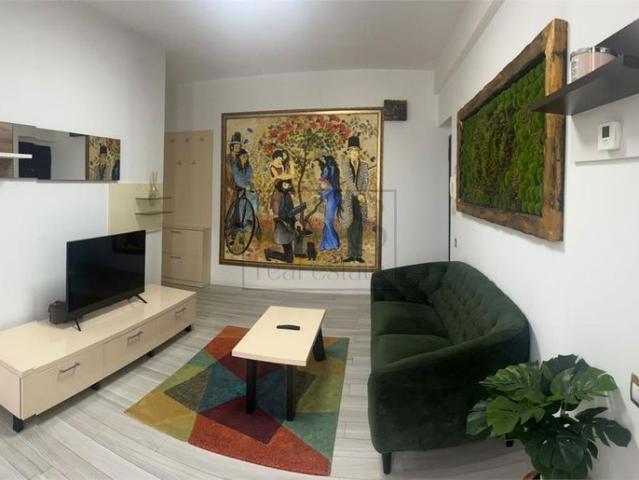 Studio Dublu | Piata Floreasca Dorobanti Putul Lui Zamfir
