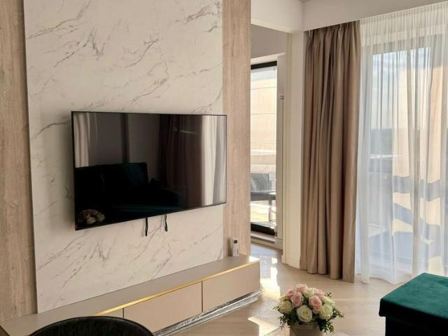 Studio Dublu Premium | Priveliște spectaculoasă la apus | Piscină, Sal