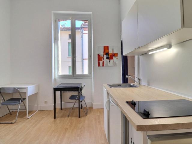 Studio duplex meublé Albi Cordeliers/Mediatheque
