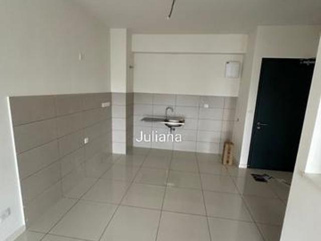 Studio Emerald 9 Cheras Covered walkway to MRT Station