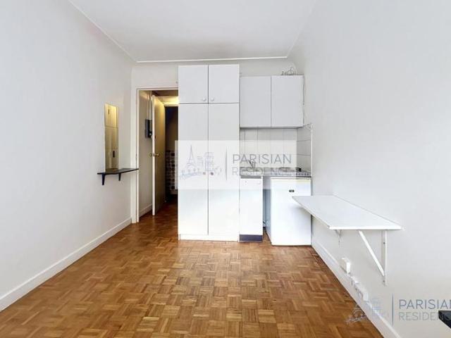 STUDIO EMPLACEMENT PREMIUM