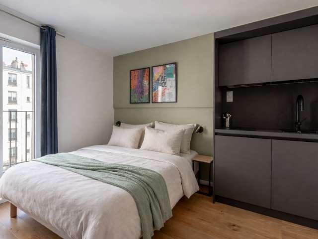 Studio entier à Paris