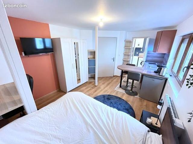 STUDIO entièrement rénové Quartier ST Florent 7800e/an Rentabilité 6%