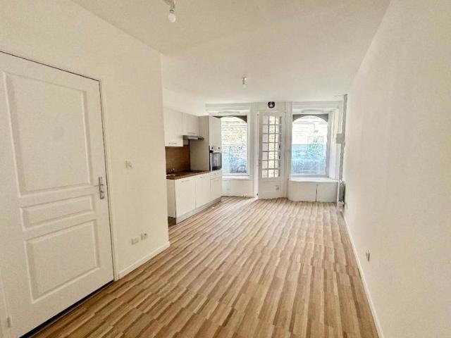 ? STUDIO ENTIÈREMENT RÉNOVÉ – 20 m² – PLEIN DE CHARME – HYPER CENTRE VILLE – RUE ÉLISE GERVAIS ?