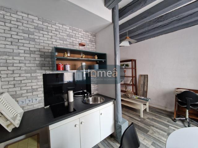 Studio en coeur de ville loué
