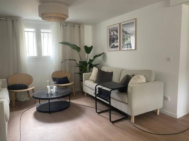 STUDIO en Coliving Dans Maison Saint Cyr L Ecole, Saint cyr l ecole