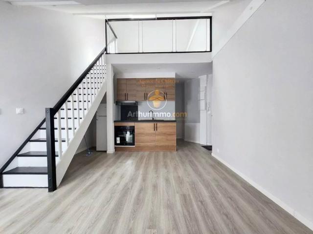 STUDIO EN DUPLEX AU DERNIER ETAGE